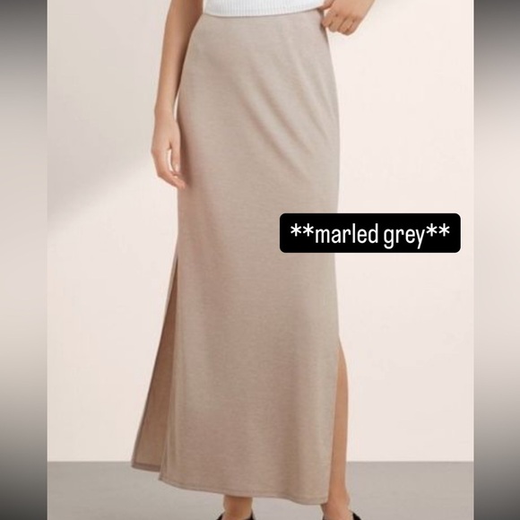 Aritzia Dresses & Skirts - ARITZIA Babaton Gray Maxi Pencil Skirt with Slit size xs